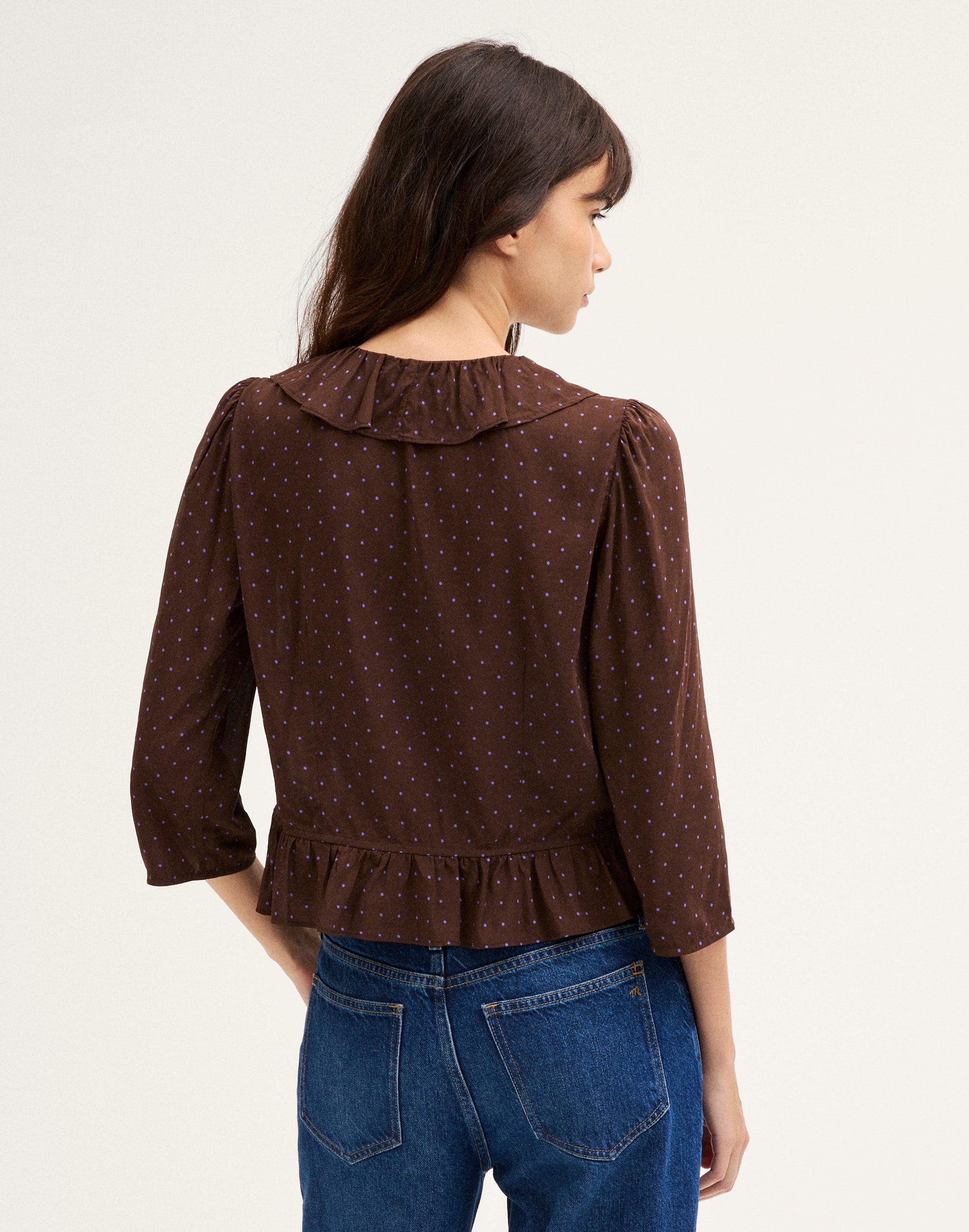 Ruffled V-Neck Shrunken Top