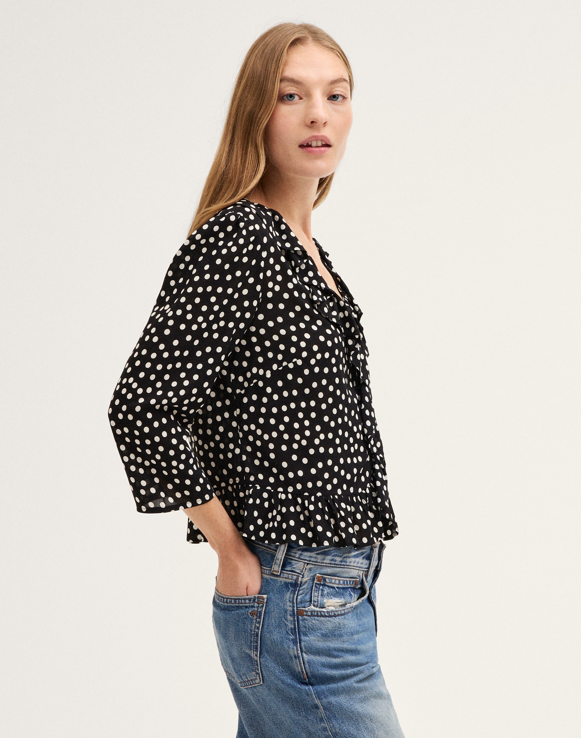 Ruffled V-Neck Shrunken Top