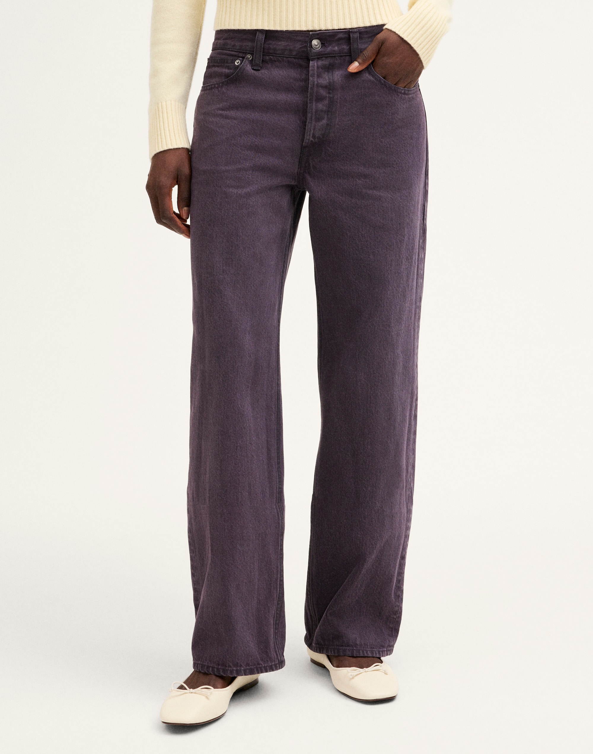 Low-Slung Baggy Jeans
