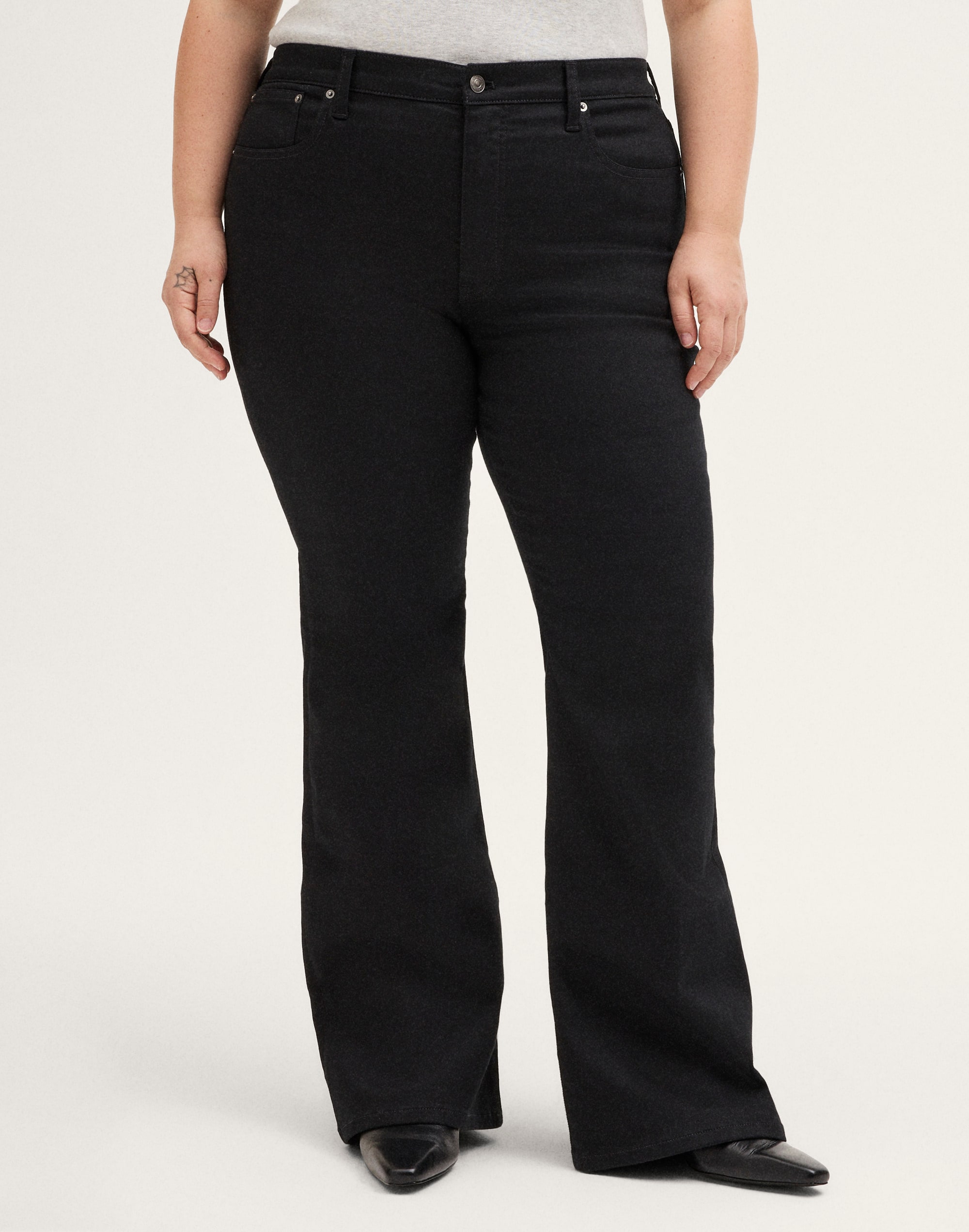 The Plus Flare Jean in Super Stretch Denim