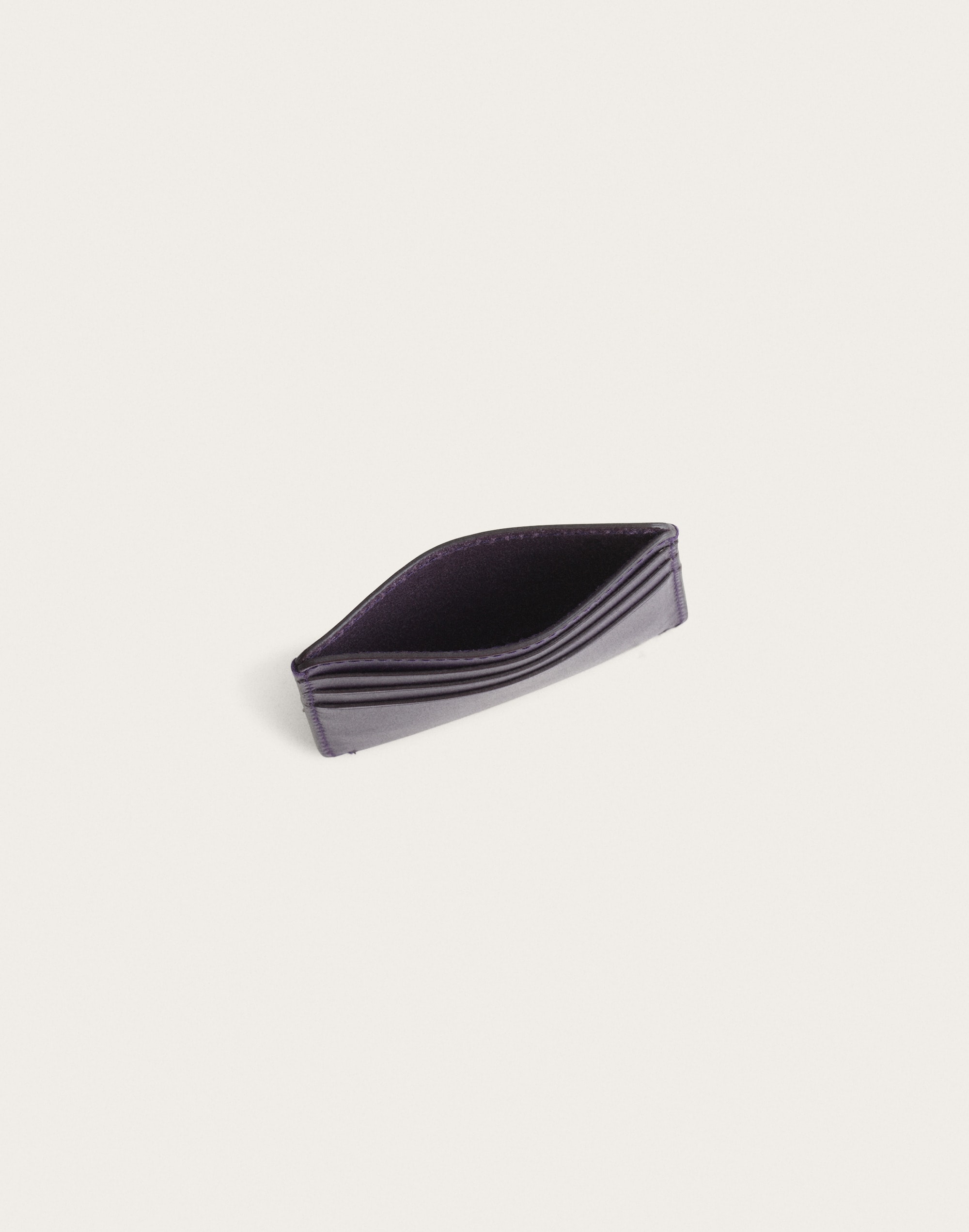 Curved Card Case in Leather