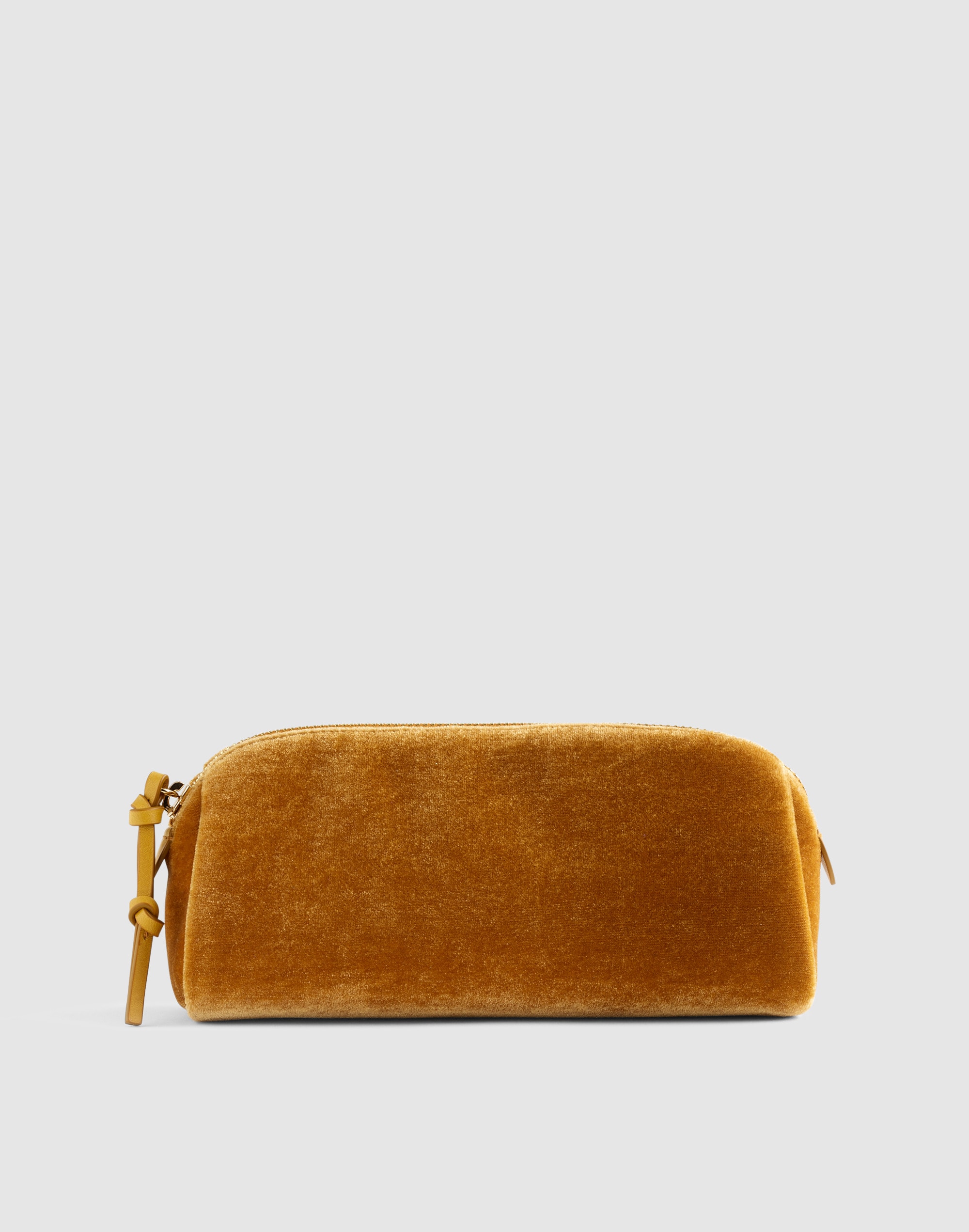 the makeup pouch