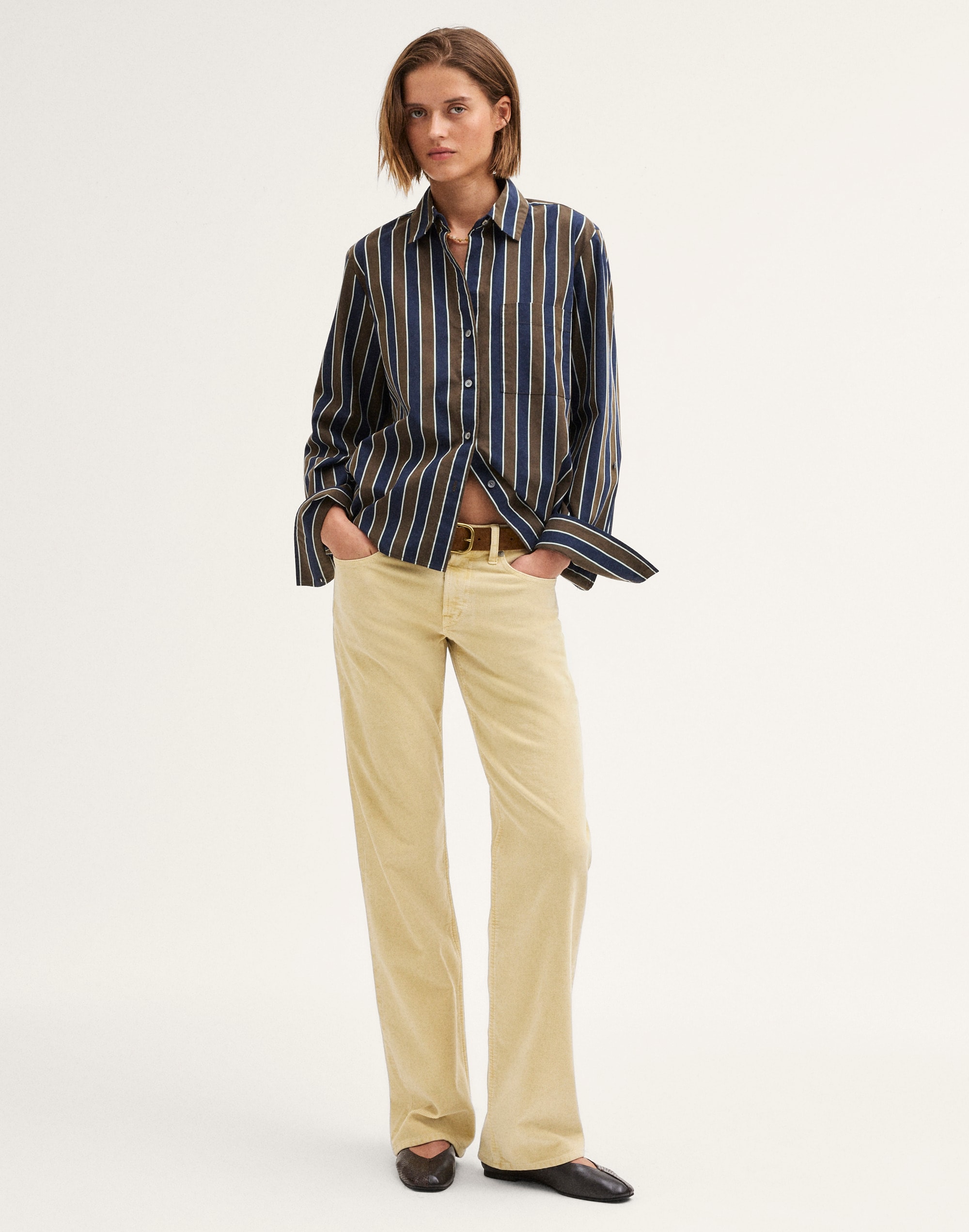 The Signature Y-Neck Shirt in 100% Cotton