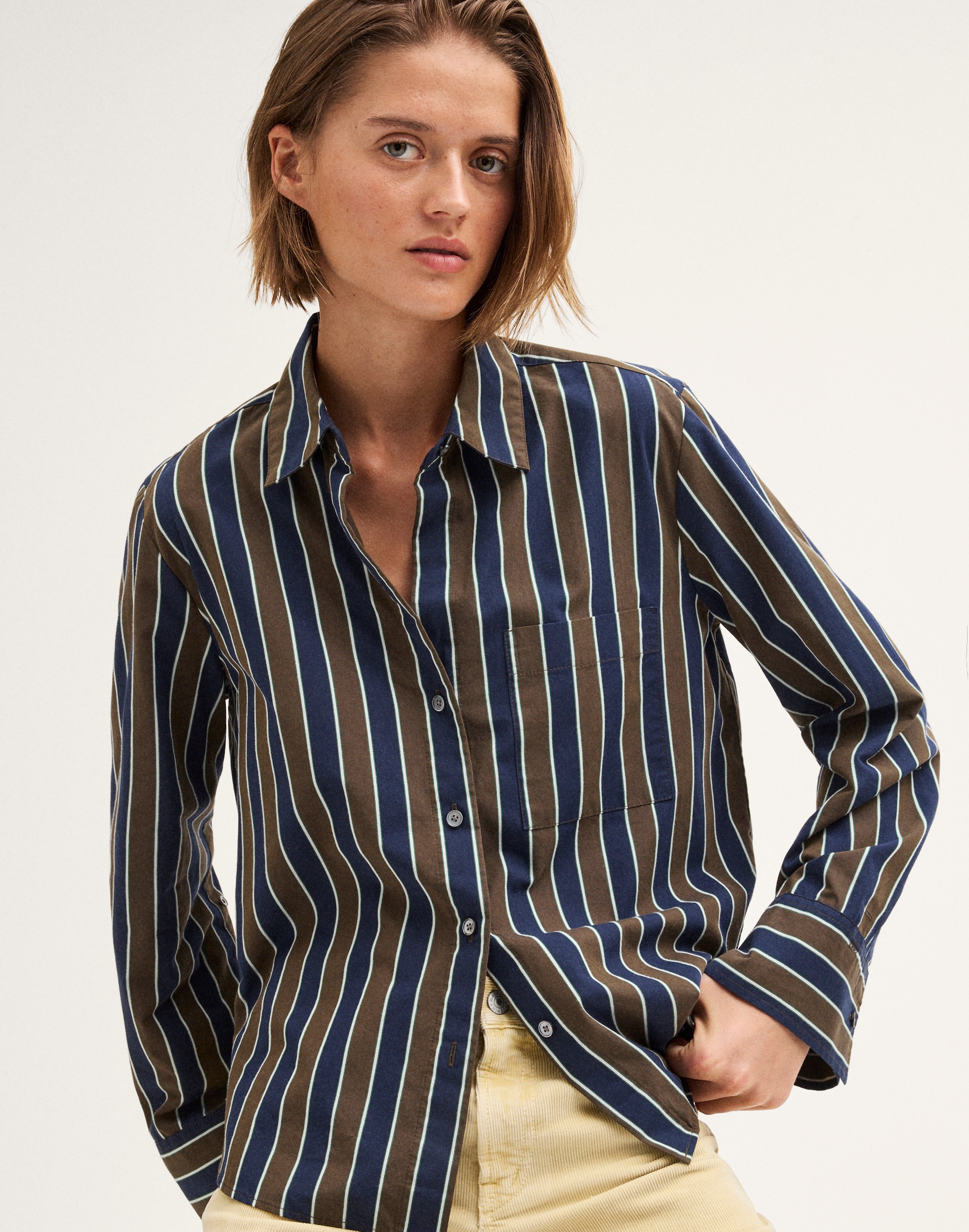 the signature y-neck shirt