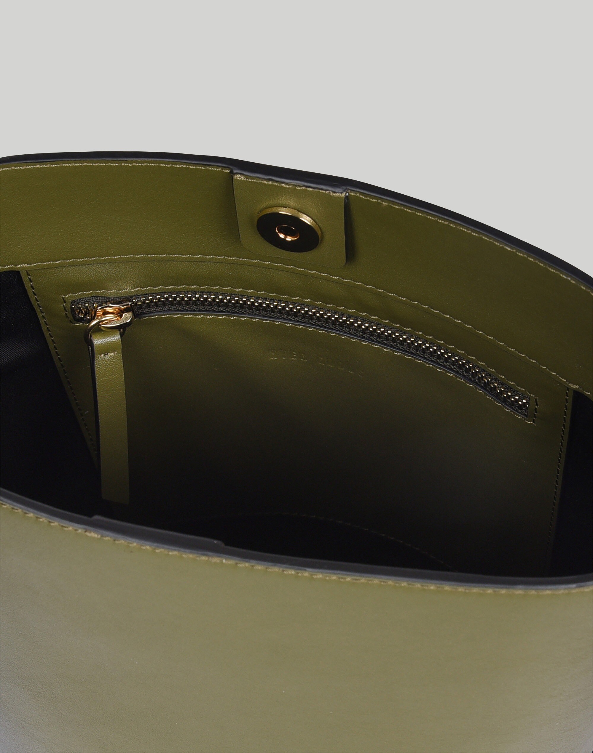 Hyer Goods Luxe Convertible Bucket Bag