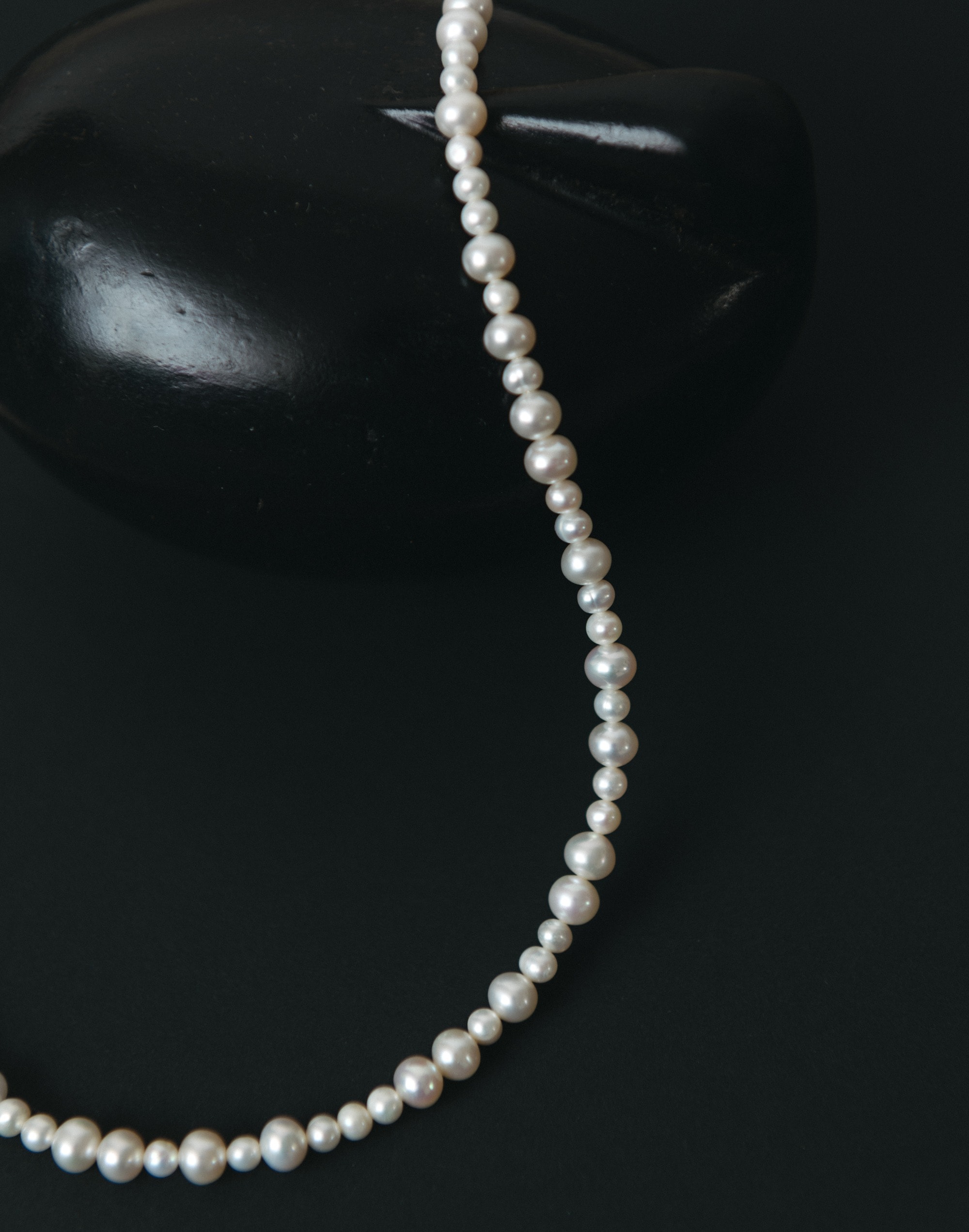 Maslo Jewelry Mixed Pearl Small Necklace