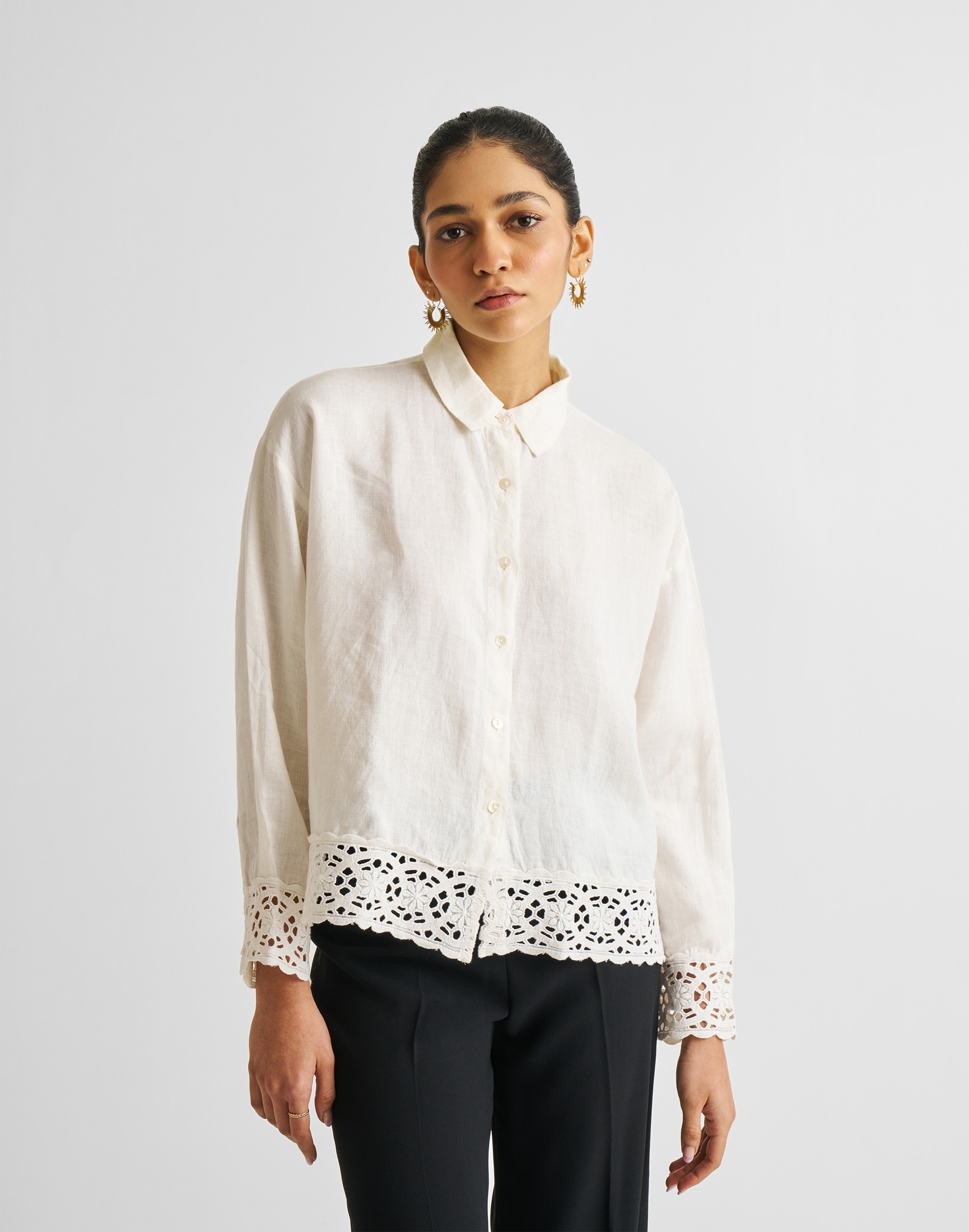 reistor&reg; button-down with embroidered lace shirt