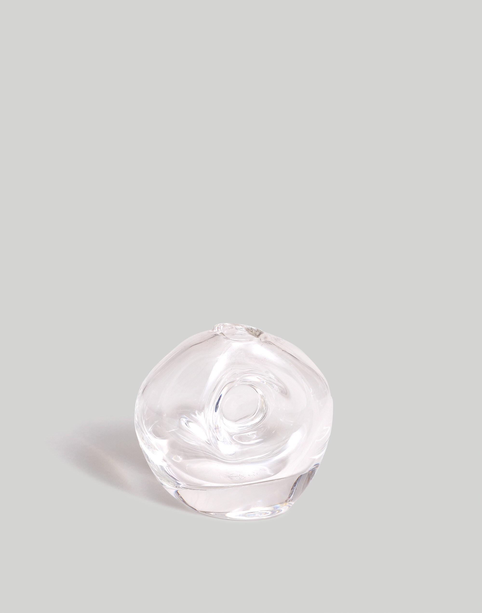 Winden Tiny Donut Vase