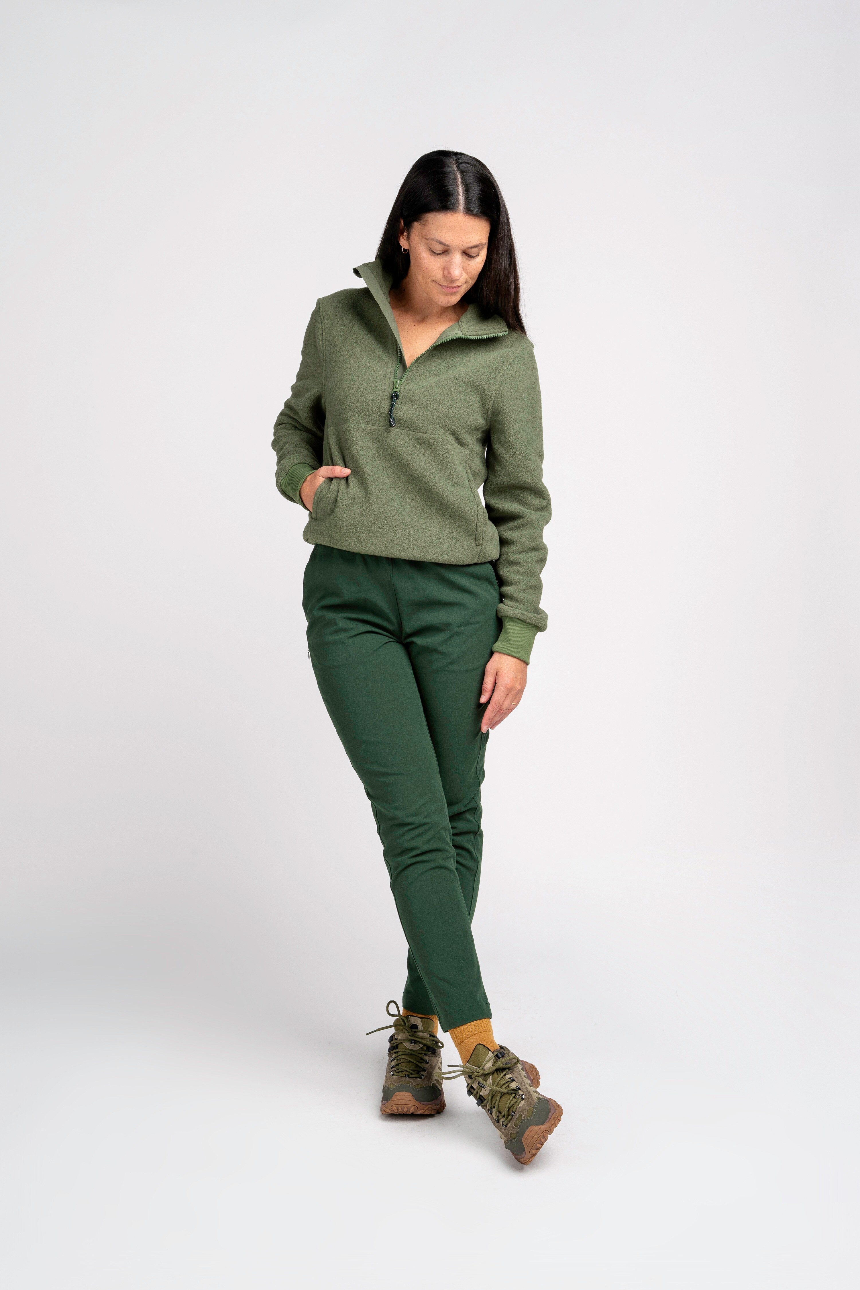 alder apparel Go Explore Essential Fleece