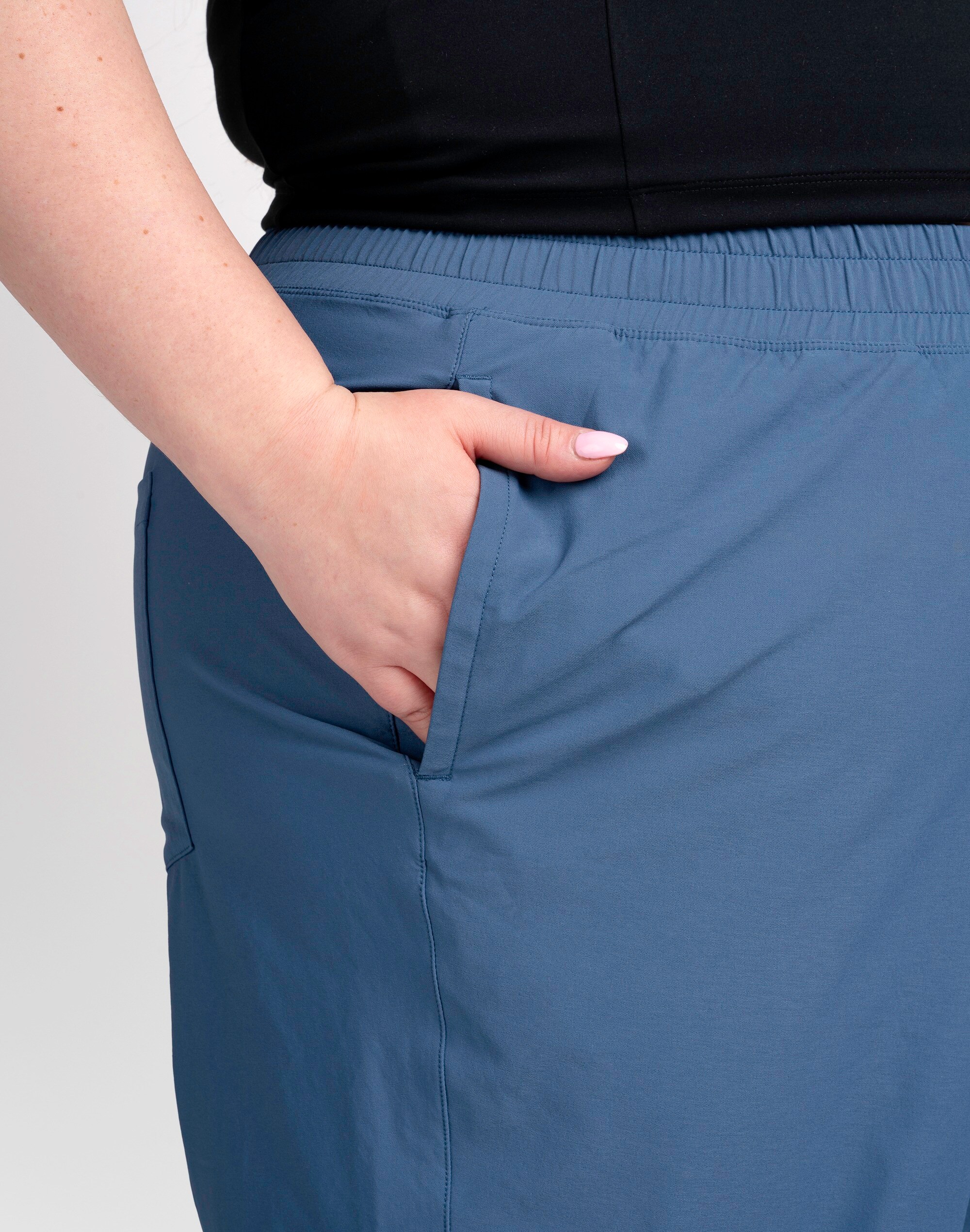 alder apparel Go Explore Essential Pants