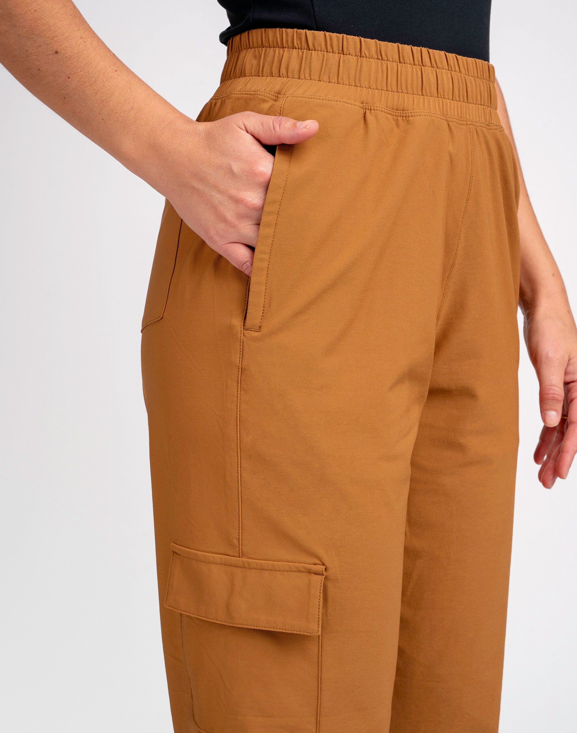 alder apparel Go Explore Essential Pants