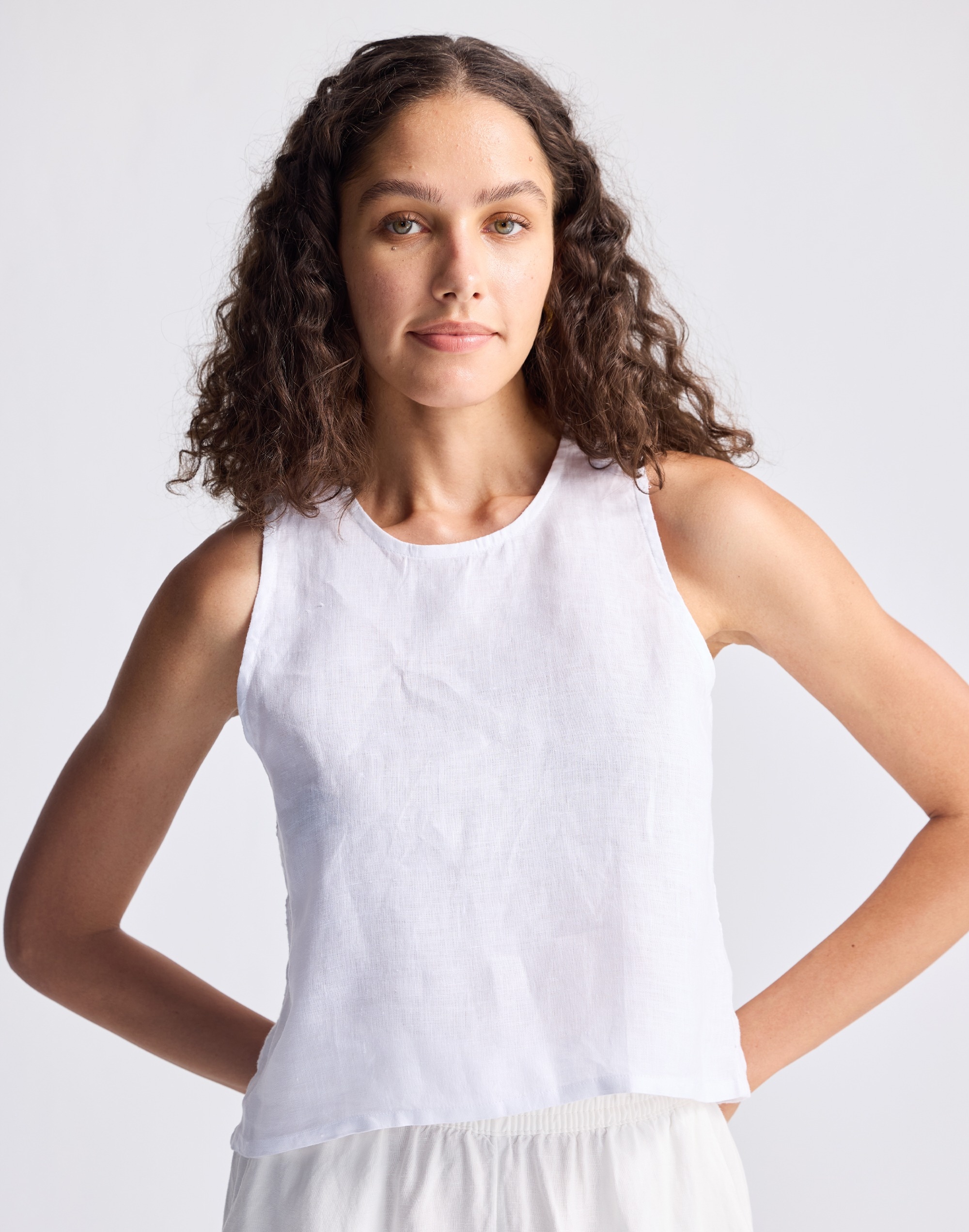 reistor&reg; button back 100% hemp white embroidered crop top